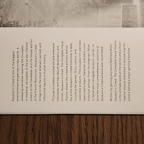 Assassin's Creed The Complete Visual History HC - Picture 7 of 7